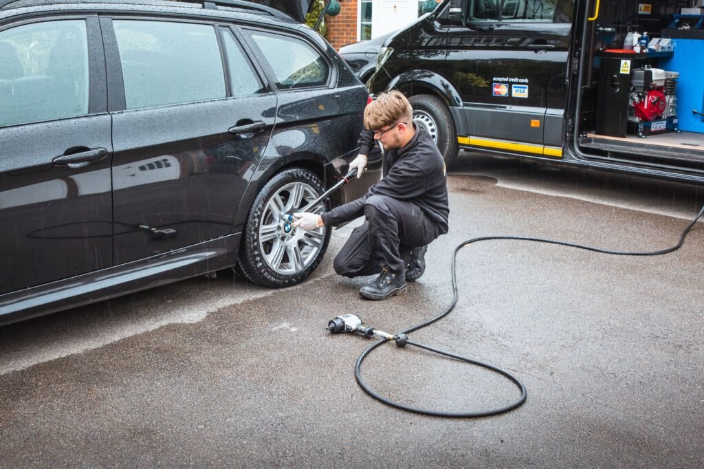 Emergency Mobile Tyre Fitting